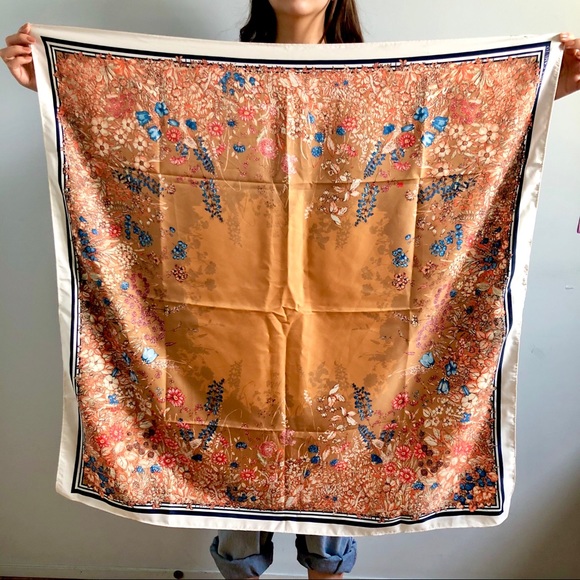 NEW✨Multi-wear Scarf by Vince Camuto - Picture 6 of 7